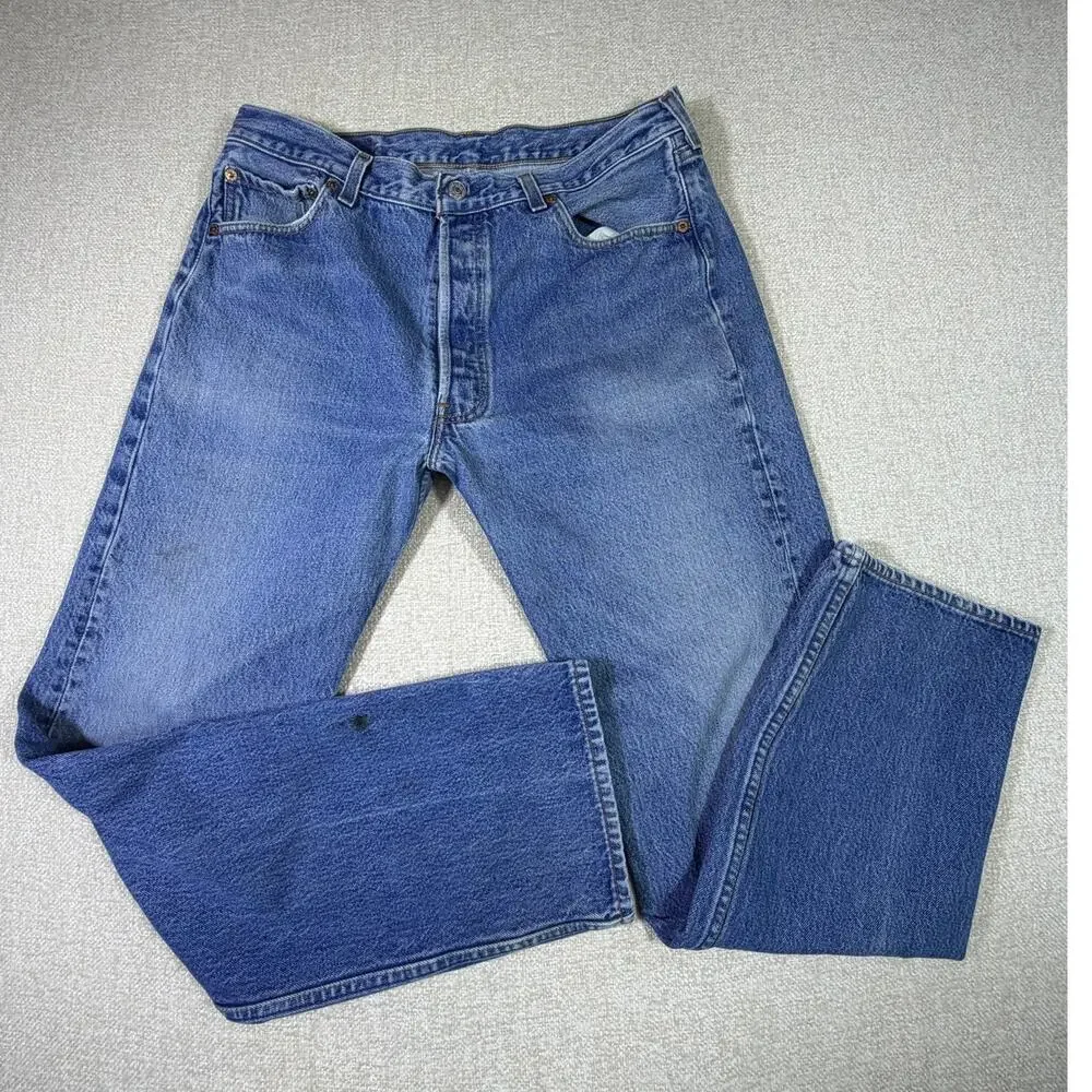 Vintage Levi’s 501 Men 36x32 Blue Button Fly 5 Pocket Denim Jeans Made in USA
